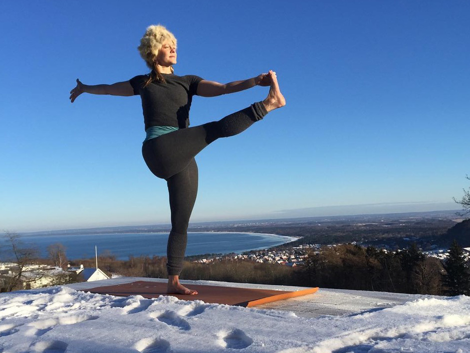 /system/media_objects/images/511/70c/4e-/original/lisa_jensen_yogalito-yogobe.jpg?1455876953